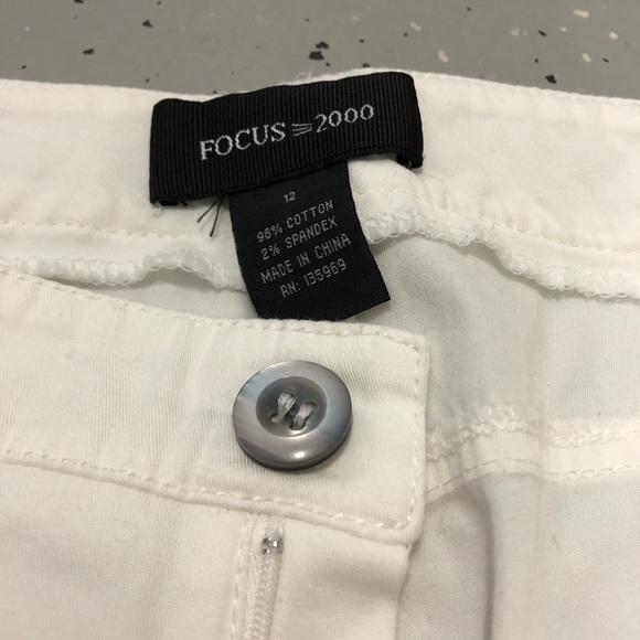 Stretch Jeans - Picture 6 of 9